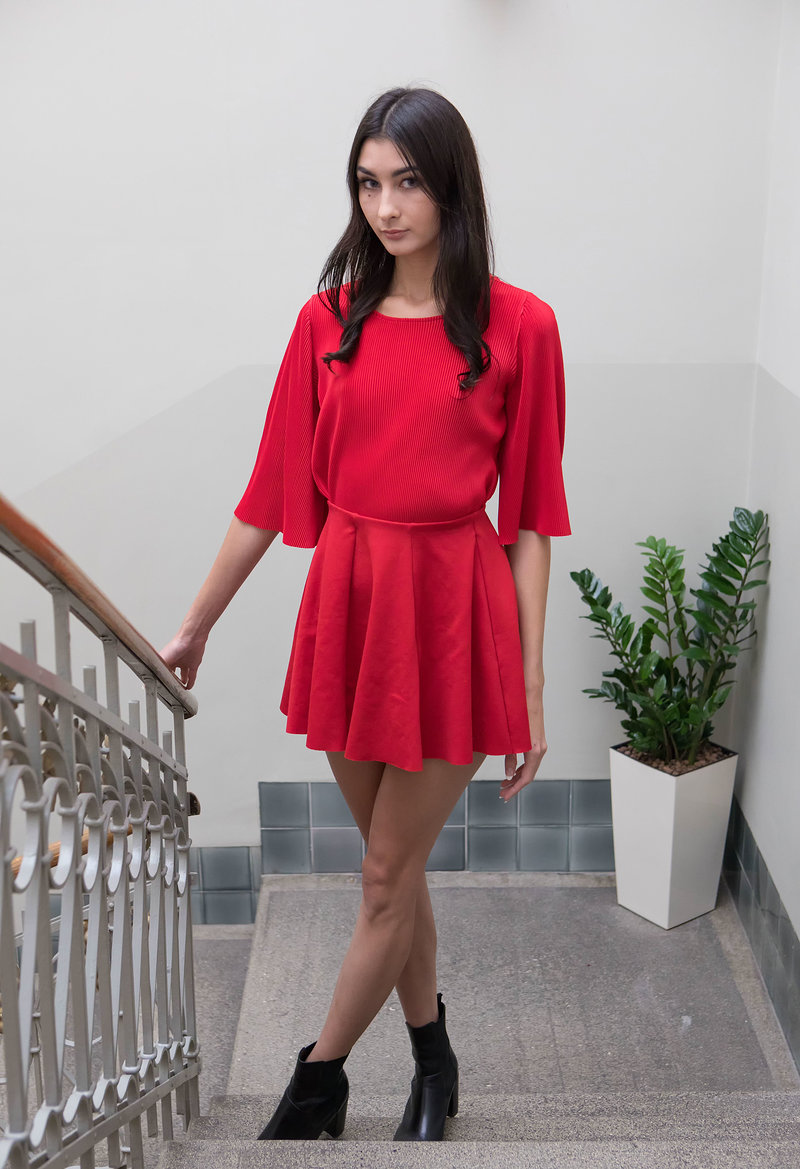 Дуня, 25